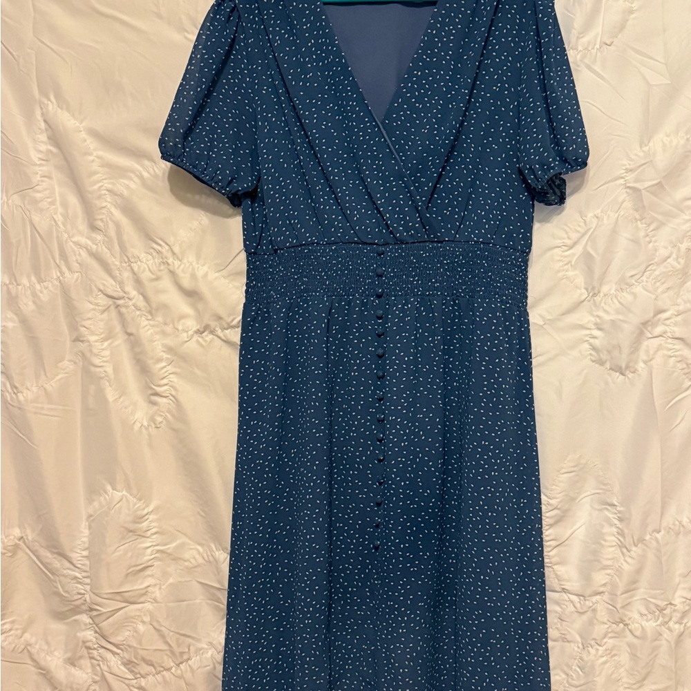 Elegant Blue Polka Dot Midi Dress
